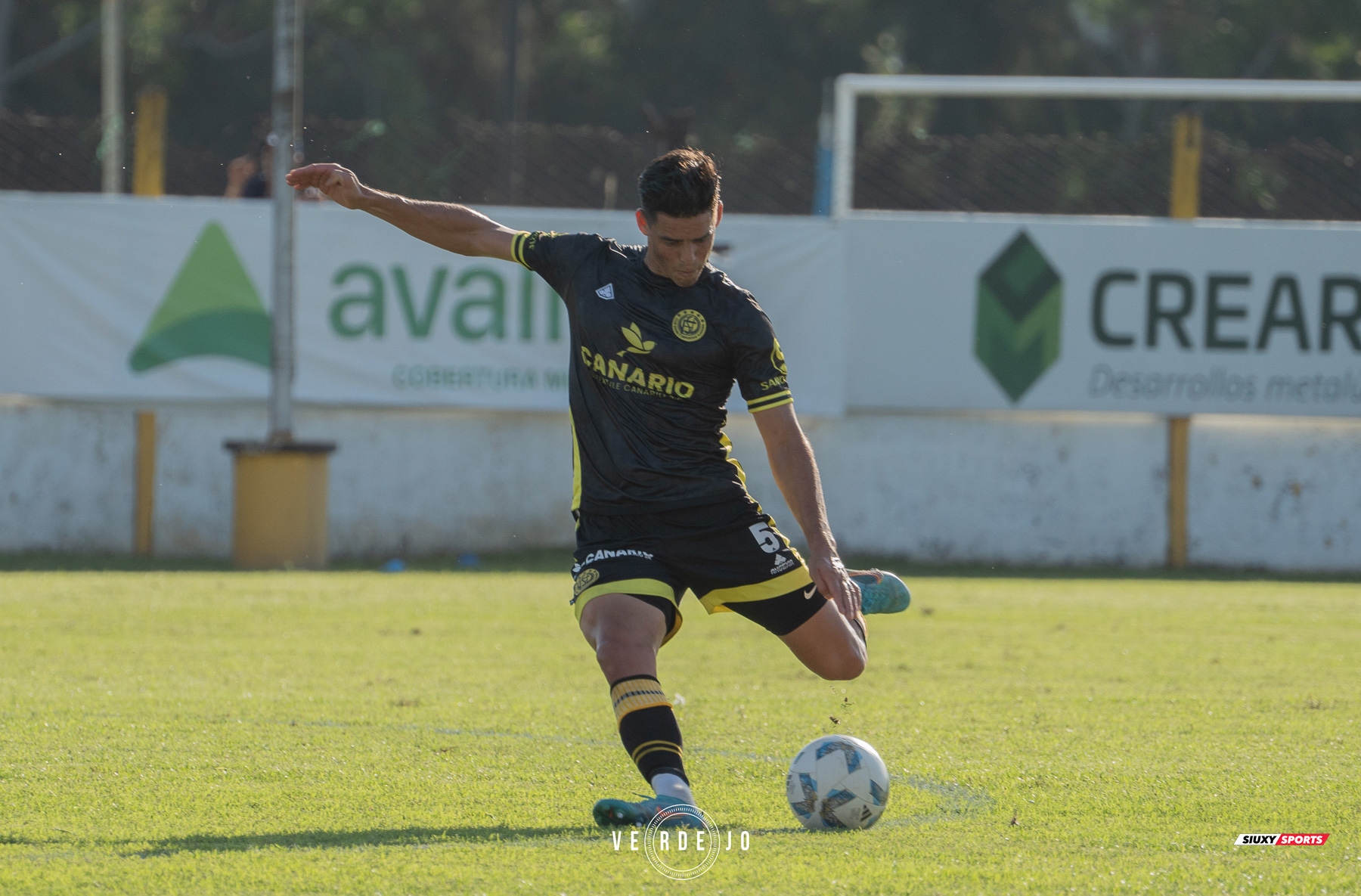  CSyD Flandria - Club Social y Deportivo Merlo - Soccer - AFA - 1B - Flandria (0) vs (2) Deportivo Merlo (#AFA241BFLADEM03) Photo by: Ignacio Verdejo | Siuxy Sports 2024-03-17