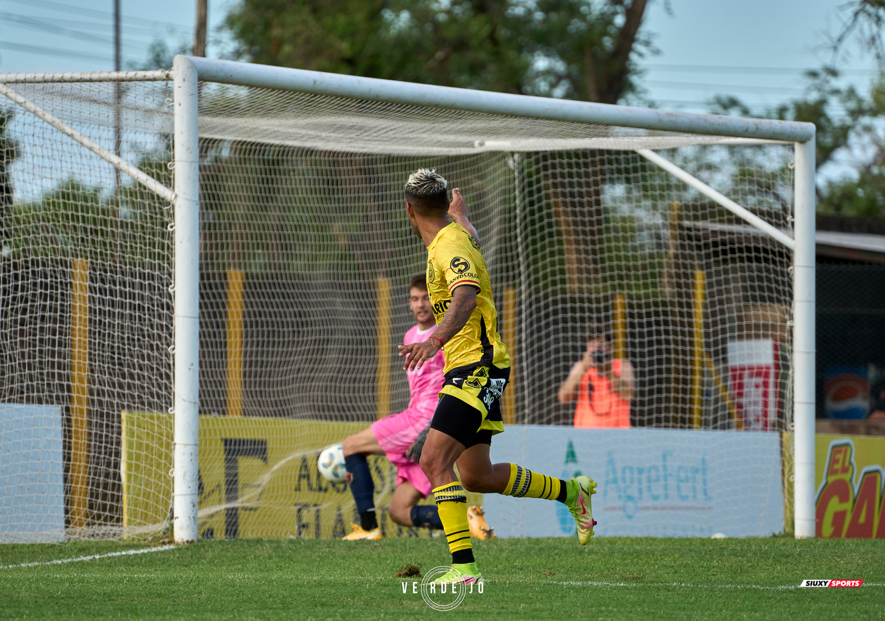  CSyD Flandria - Club Atlético Colegiales - Soccer - 2024 1raB Metropoliana - Flandria (0) vs (0) Colegiales (#20241BMFLACOL02) Photo by: Ignacio Verdejo | Siuxy Sports 2024-02-10