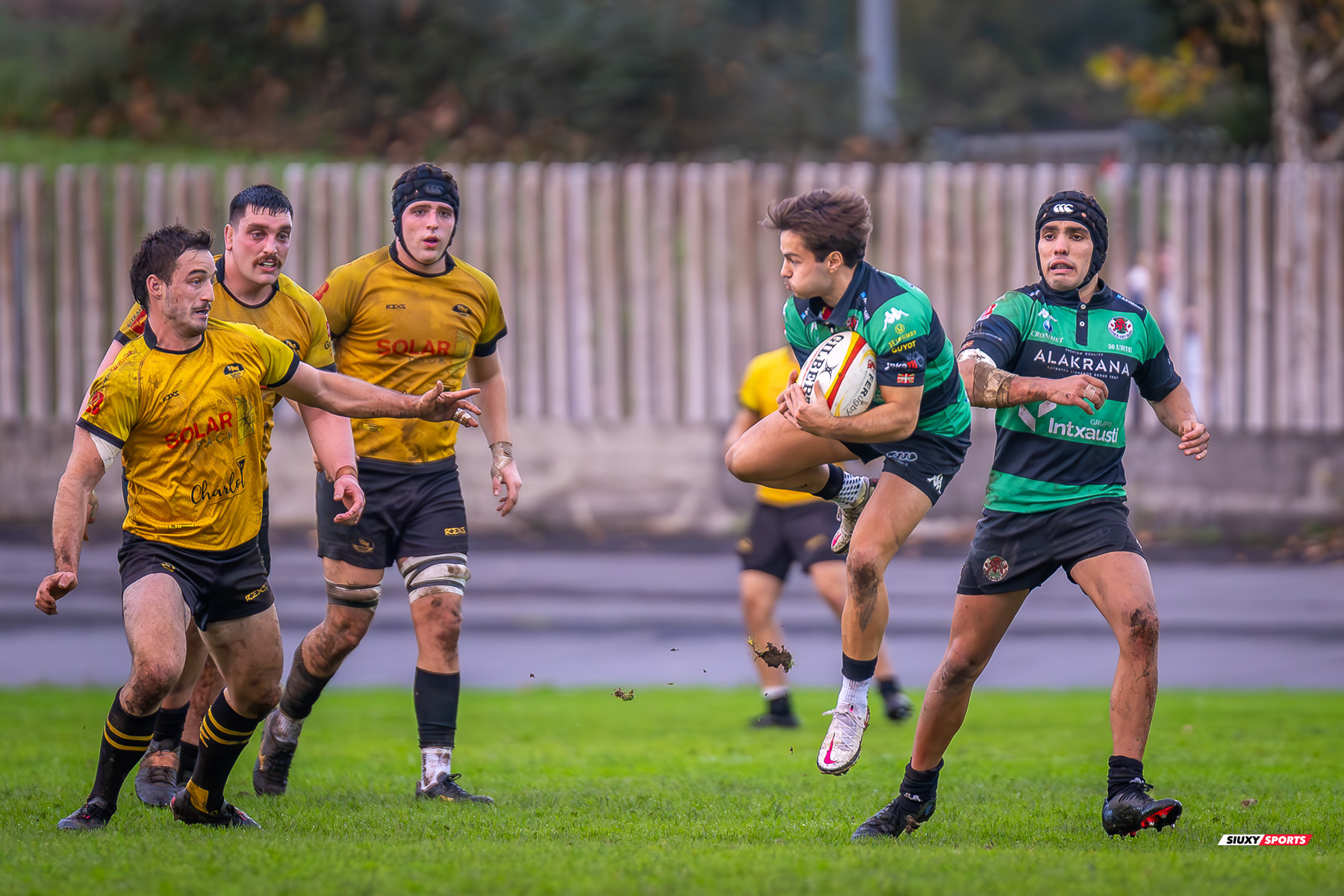 Jon Ander CALVO DE LA QUINTANA - Angus RILEY KEEFE -  Getxo Artea Rugby Taldea - Gernika Rugby Taldea - Rugby - FER 2023 - DHB - Getxo Artea RT (24) vs (20) Universitario Bilbao Rugby (#FER23DHBGETGER11) Photo by: Fredy Monfoto | Siuxy Sports 2023-11-25