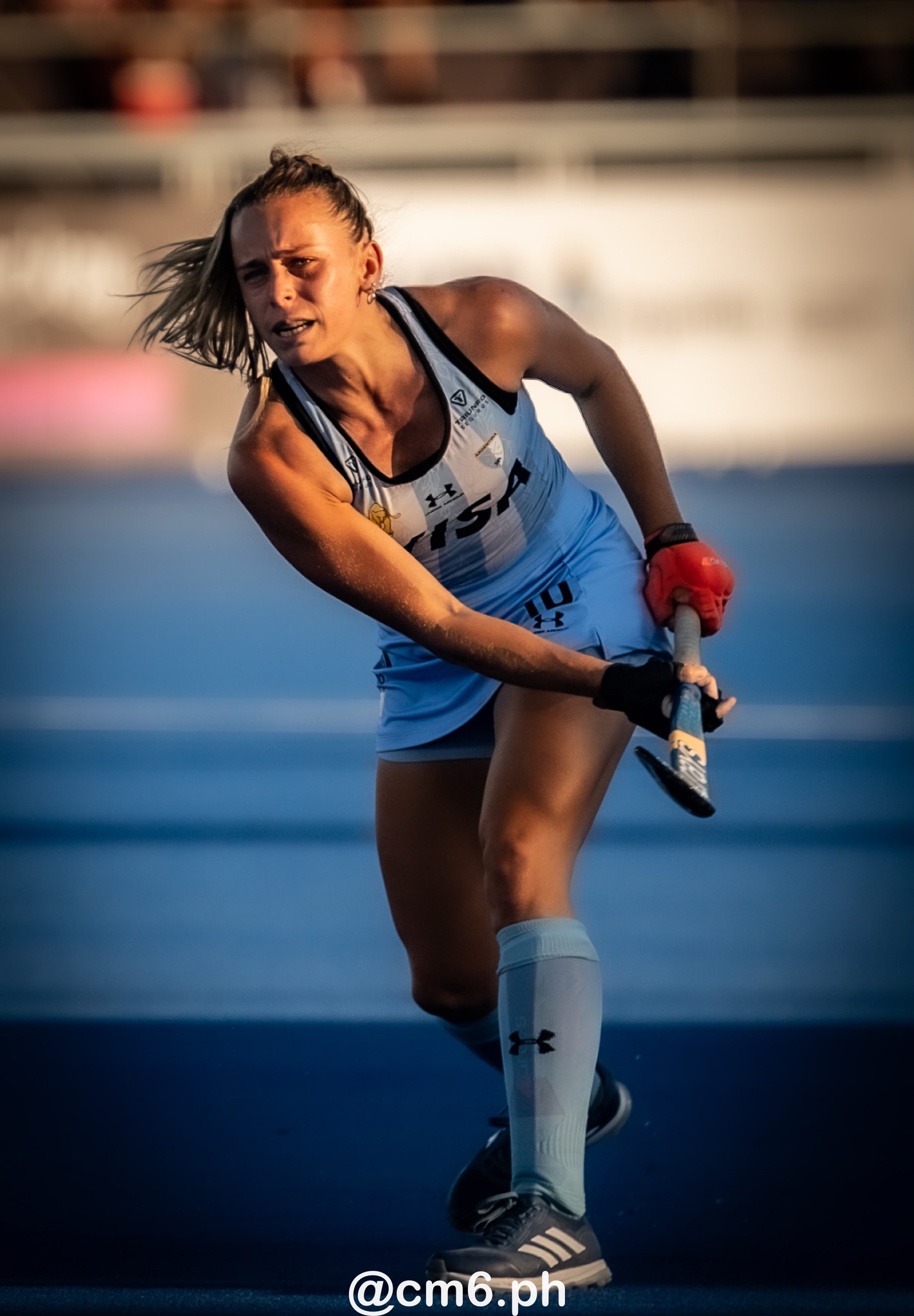 Victoria SAUZE VALDEZ -  Selección femenina de hockey sobre césped de Argentina - Netherlands women's national field hockey team - Field hockey - FIH Pro League Fem 2023-2024 - Argentina (1) vs (4) Netherlands (#FIHPF24ARGNET12) Photo by: Christian Mas | Siuxy Sports 2023-12-08