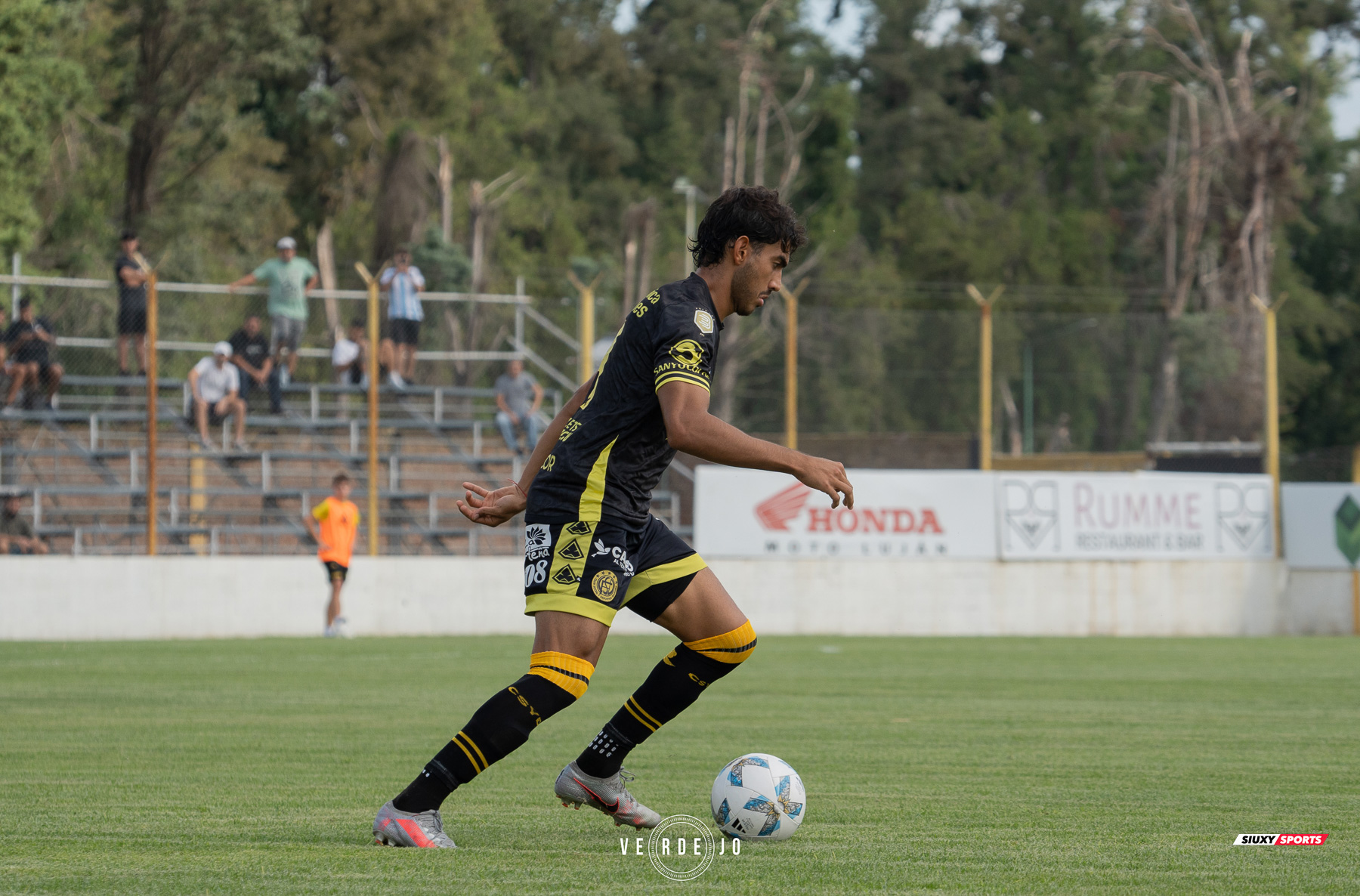  CSyD Flandria - Club Social y Deportivo Merlo - Soccer - AFA - 1B - Flandria (0) vs (2) Deportivo Merlo (#AFA241BFLADEM03) Photo by: Ignacio Verdejo | Siuxy Sports 2024-03-17