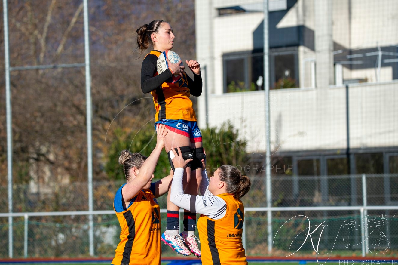  FC Grenoble Rugby - ASM Romagnat rugby féminin - Rugby - FFR 2024 - Réserve Élite - FCG Amazones vs ASM Romagnat (#FFR24REFCGASMR11) Photo by: Karine Valentin | Siuxy Sports 2024-11-30
