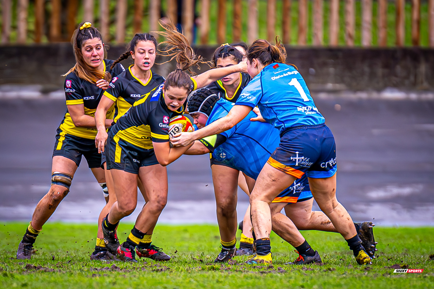  Getxo Artea Rugby Taldea - PRB FLOR DE ESCOCIA UBU - Rugby - FER 2023 - DHB F - Getxo Neskak Rt (31) vs (5) PRB Flor de Escocia (#FER23DHBGNFDE11) Photo by: Fredy Monfoto | Siuxy Sports 2023-11-11