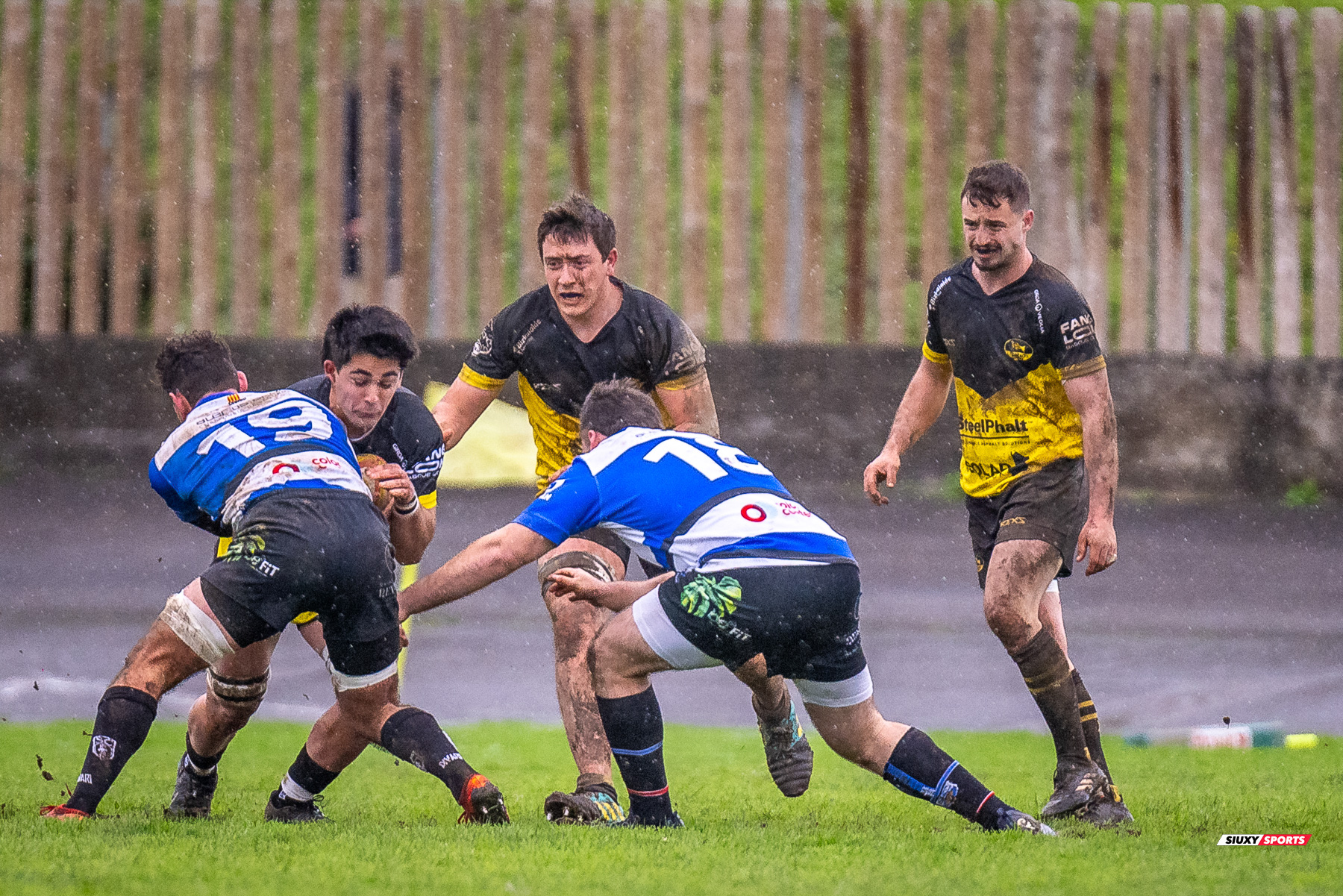 Jon Ander CALVO DE LA QUINTANA - Xabier IRADI PORSET -  Getxo Artea Rugby Taldea - Club de Rugby Sant Cugat - Rugby - Élite Div Honor B masculina - Getxo (17) vs (5) Sant Cugat (#E24DBMGETSC03) Photo by: Fredy Monfoto | Siuxy Sports 2024-03-03