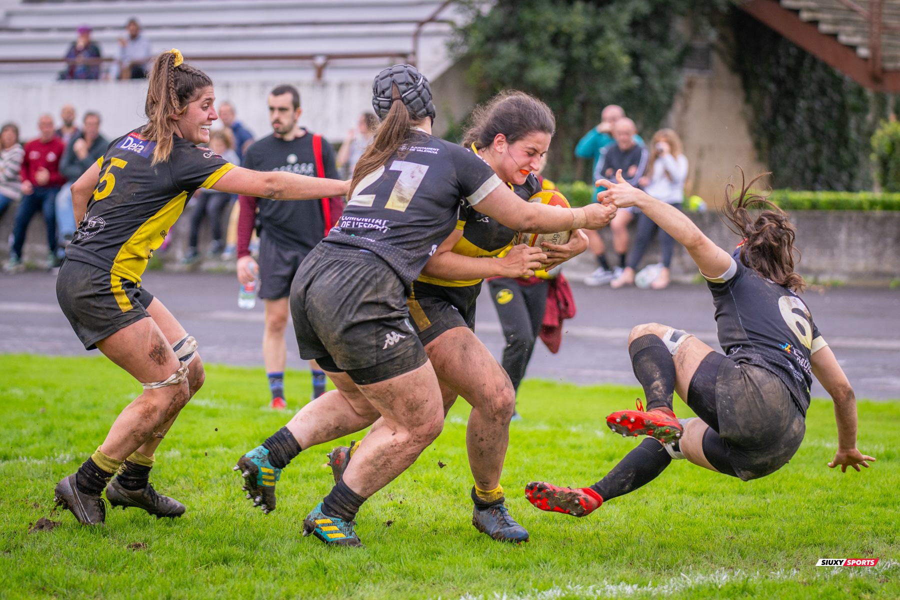  Getxo Artea Rugby Taldea - Rugby Turia - Rugby - FER 2023 - DHB F - Getxo Neskak Rt (25) vs (0) Rugby Turia (#FER23DHBGNRT12) Photo by: Fredy Monfoto | Siuxy Sports 2023-12-10