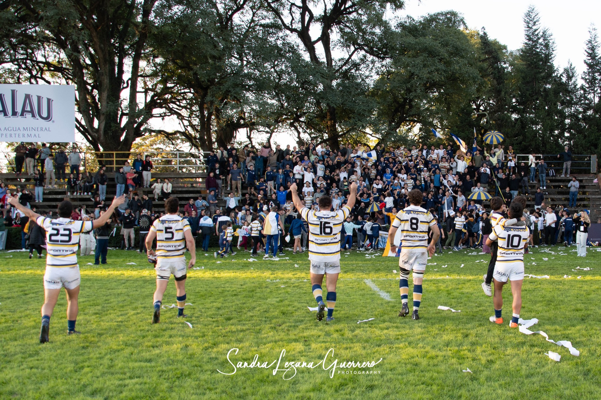  Tucumán Lawn Tennis Club - Huirapuca Social Club - Rugby - URT 2024 - Tucuman Lawn Tennis (42) vs (20) Huirapuca Social Club (#URT24TLTHUI05) Photo by: Sandra Lezana Guerrero | Siuxy Sports 2024-05-19