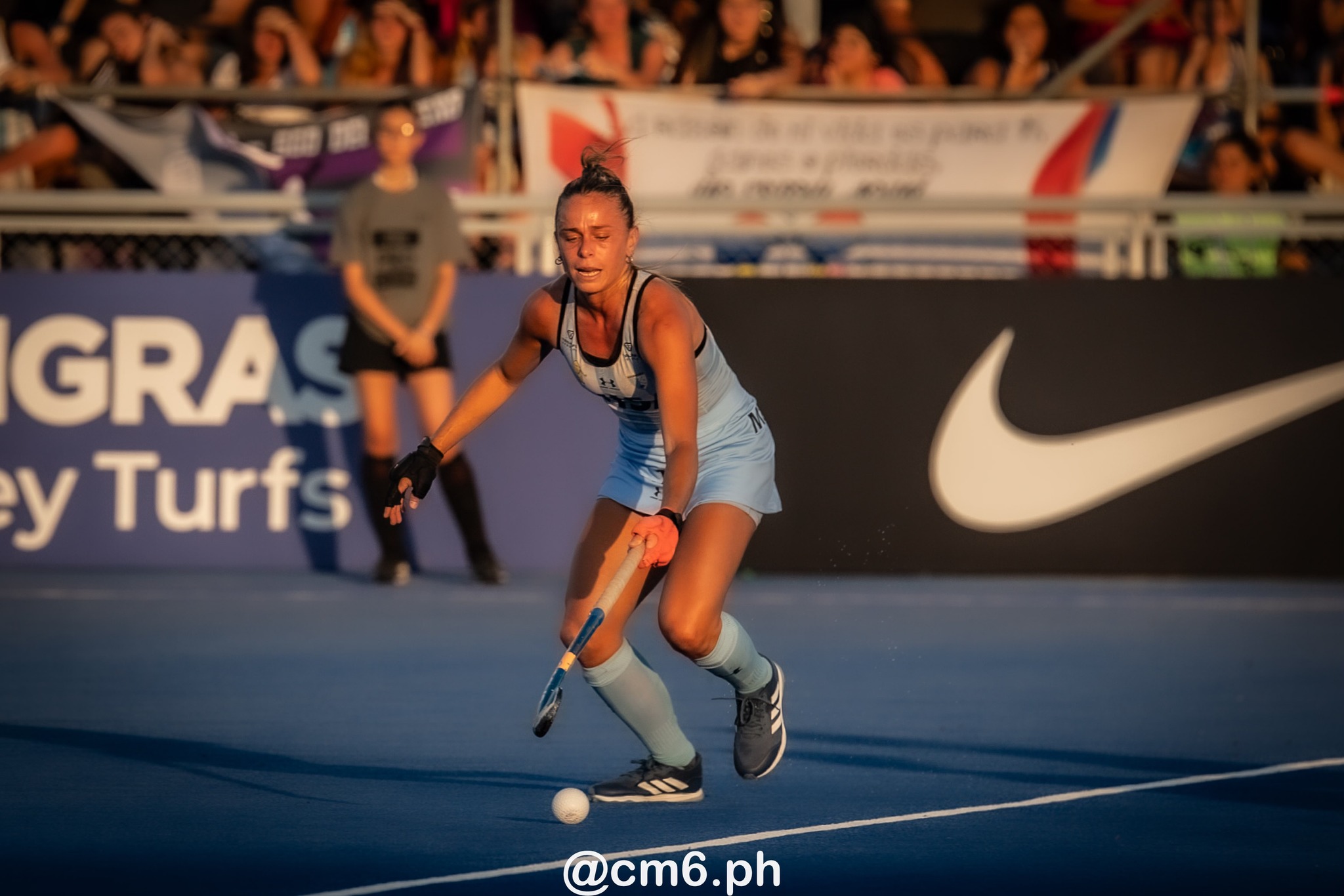Victoria SAUZE VALDEZ -  Selección femenina de hockey sobre césped de Argentina - Netherlands women's national field hockey team - Field hockey - FIH Pro League Fem 2023-2024 - Argentina (1) vs (4) Netherlands (#FIHPF24ARGNET12) Photo by: Christian Mas | Siuxy Sports 2023-12-08