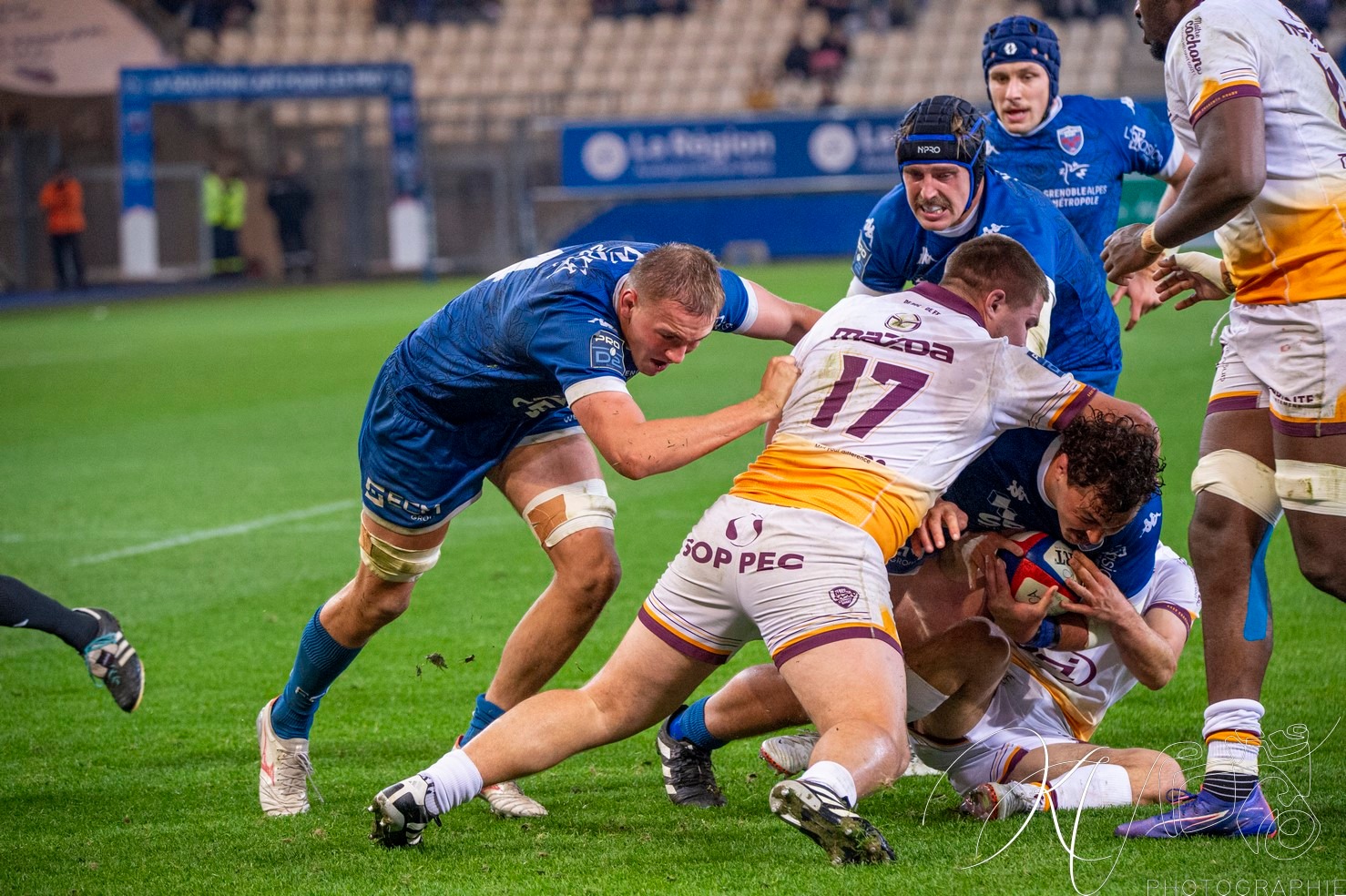  FC Grenoble Rugby - Soyaux Angoulême - Rugby - FFR 2024 - Pro D2 - FC Grenoble Rugby (37) vs (7) Soyaux Angouleme (#PD224PD2FCGSO11) Photo by: Karine Valentin | Siuxy Sports 2024-11-15