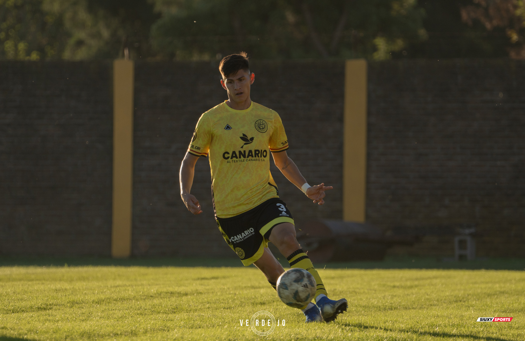  CSyD Flandria - C.A. Argentino de Quilmes - Soccer - AFA - 1B - 2024 - Flandria (0) vs (0) Argentino Quilmes (#AFA1B24FLAAQ04) Photo by: Ignacio Verdejo | Siuxy Sports 2024-04-28