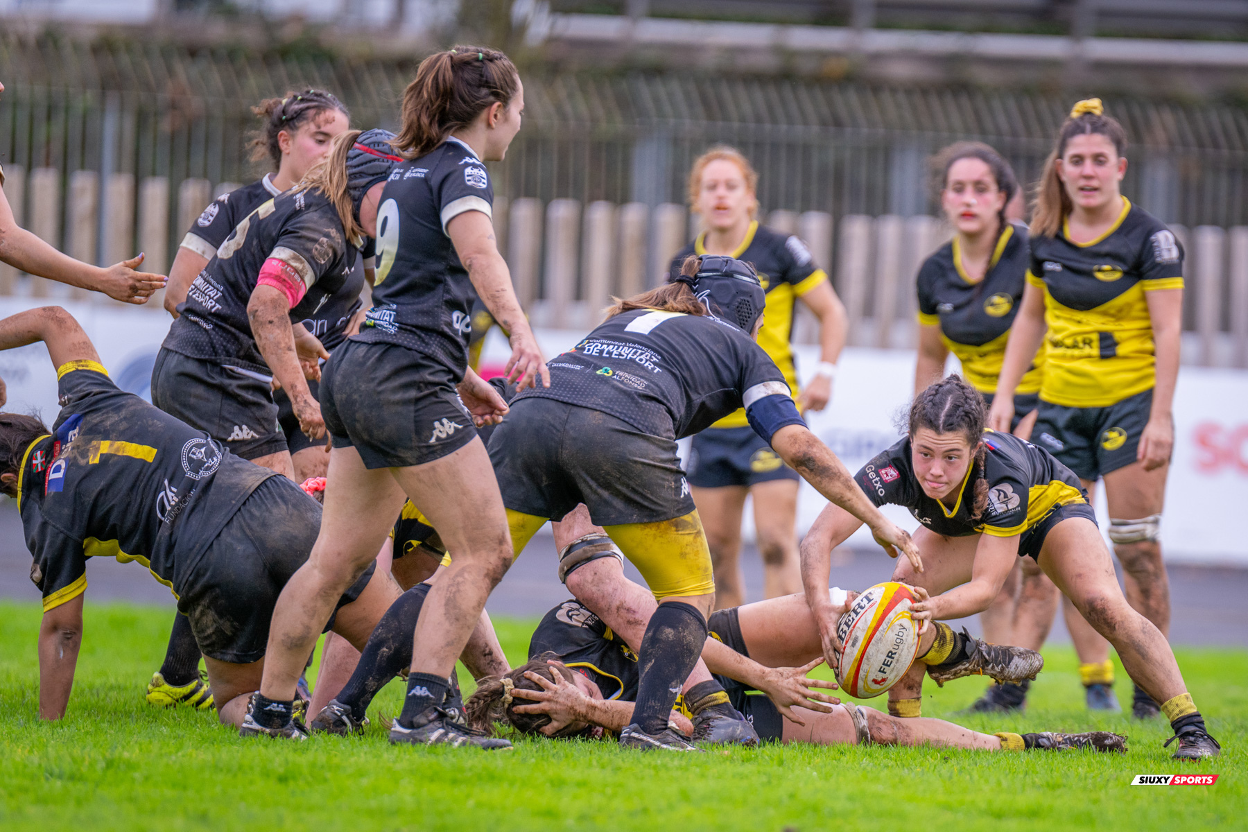  Getxo Artea Rugby Taldea - Rugby Turia - Rugby - FER 2023 - DHB F - Getxo Neskak Rt (25) vs (0) Rugby Turia (#FER23DHBGNRT12) Photo by: Fredy Monfoto | Siuxy Sports 2023-12-10