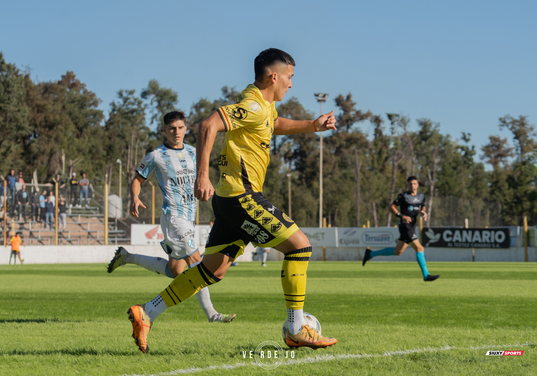  CSyD Flandria - C.A. Argentino de Quilmes - Soccer - AFA - 1B - 2024 - Flandria (0) vs (0) Argentino Quilmes (#AFA1B24FLAAQ04) Photo by: Ignacio Verdejo | Siuxy Sports 2024-04-28