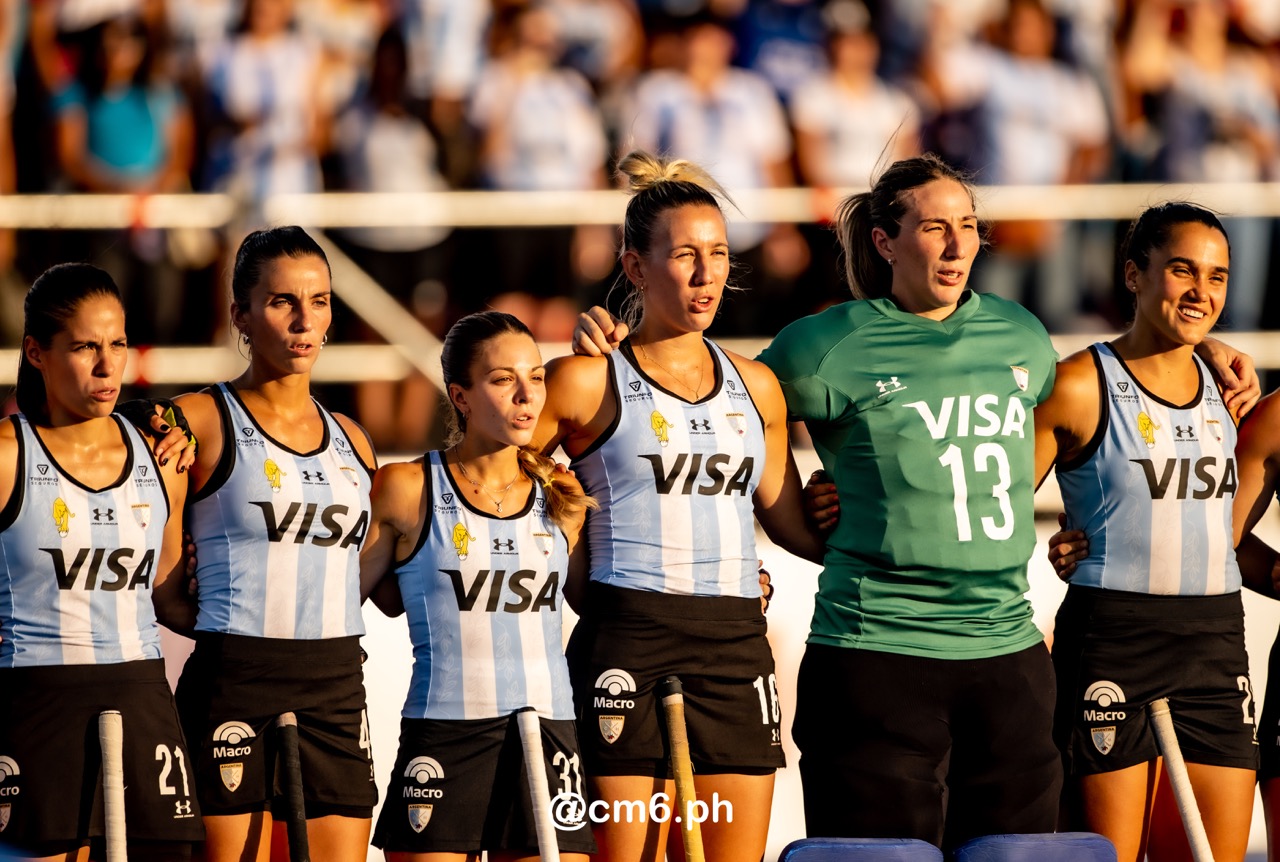 Cristina COSENTINO - Valentina MARCUCCI -  Selección femenina de hockey sobre césped de Argentina - England women's national field hockey team - Field hockey - FIH PRO LEAGUE 2022-2023 - Argentina(3) vs (0) Great Britain (#FIHPF22ARGGBR12) Photo by: Christian Mas | Siuxy Sports 2022-12-15