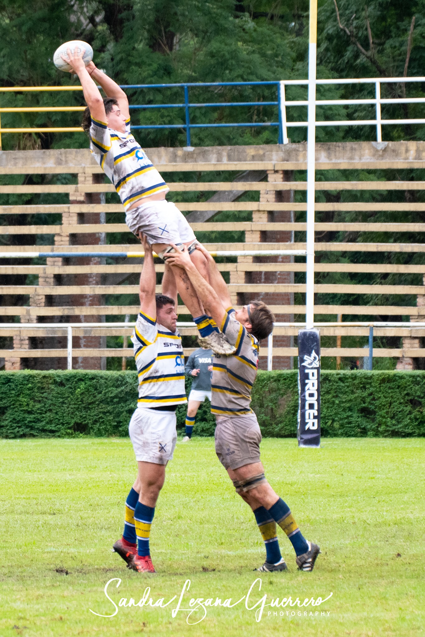  Tucumán Lawn Tennis Club - Huirapuca Social Club - Rugby - URT 2021 - Tucuman Lawn Tennis Club vs Huirapuca SC (#URT21TLTHUI04) Photo by: Sandra Lezana Guerrero | Siuxy Sports 2021-04-11