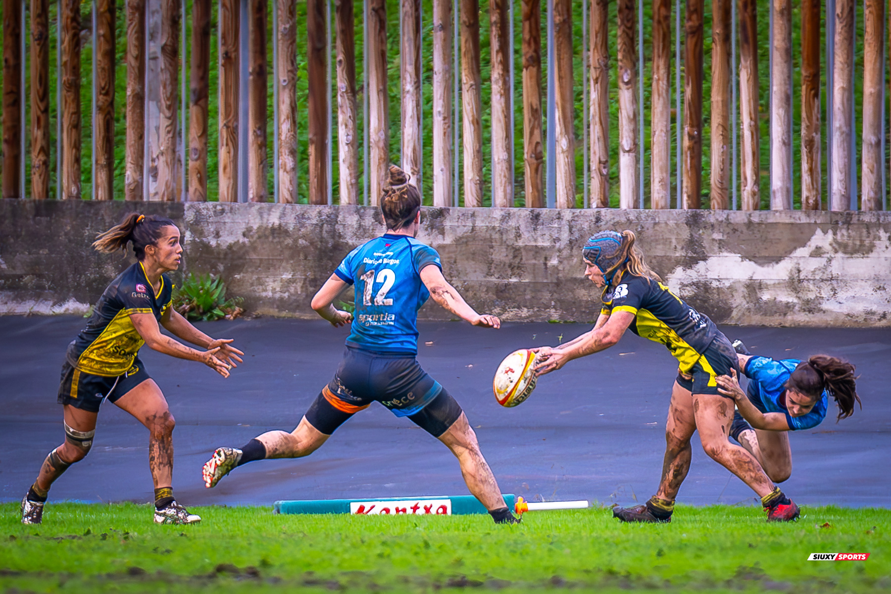  Getxo Artea Rugby Taldea - PRB FLOR DE ESCOCIA UBU - Rugby - FER 2023 - DHB F - Getxo Neskak Rt (31) vs (5) PRB Flor de Escocia (#FER23DHBGNFDE11) Photo by: Fredy Monfoto | Siuxy Sports 2023-11-11
