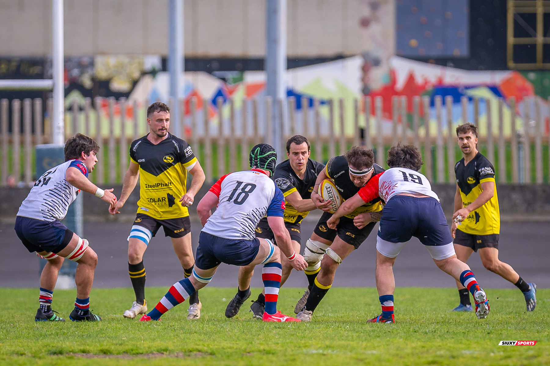 Jon Ander CALVO DE LA QUINTANA - Juan Cruz RODRIGUEZ HERRERA - Luis Aitor ZUBELDIA ELZO -  Getxo Artea Rugby Taldea - Club de Rugby Liceo Francés - Rugby - FER 2024 - DHB - Getxo RT (38) vs (22) Liceo Frances (#FER24DGETLFR04) Photo by: Fredy Monfoto | Siuxy Sports 2024-04-06