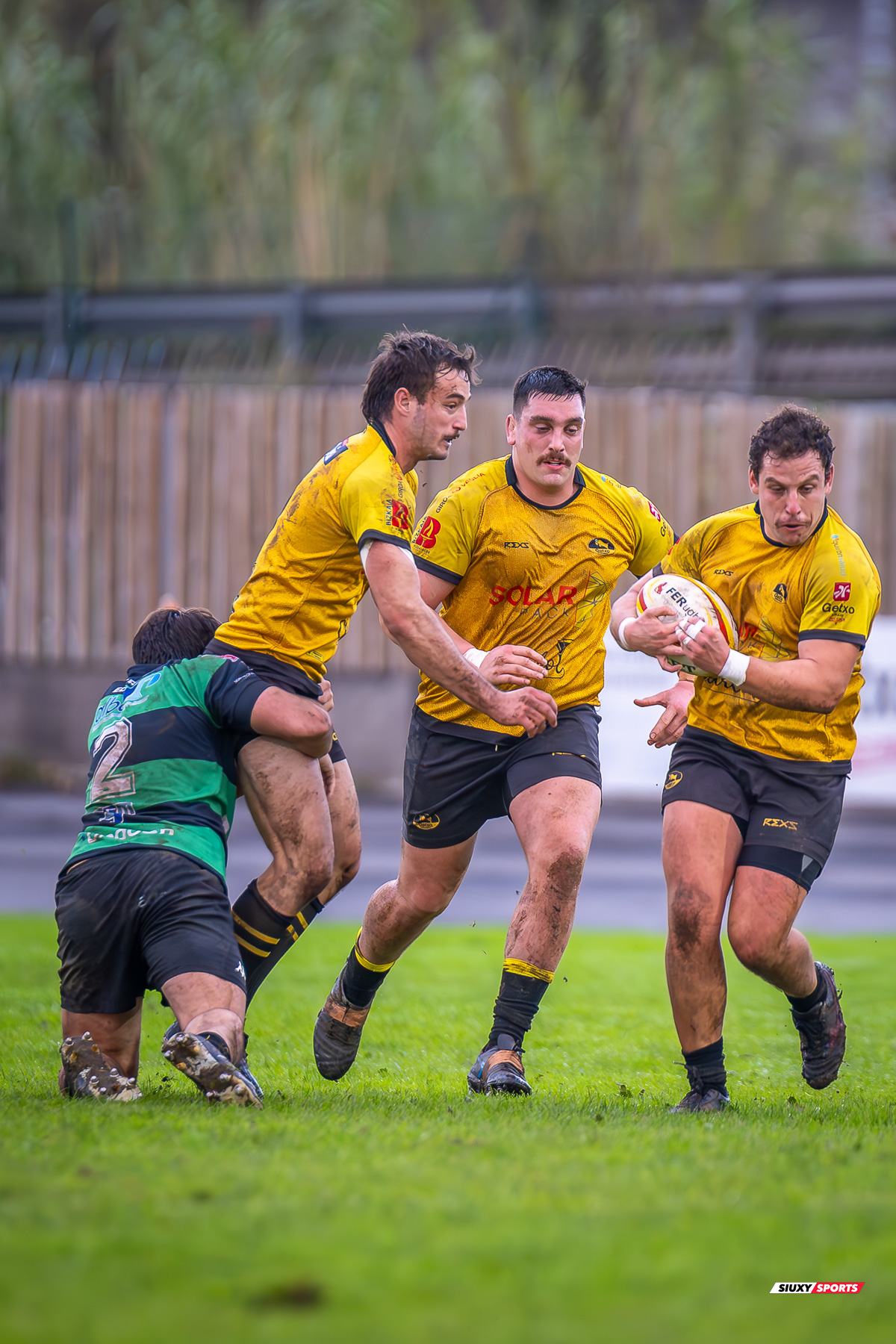 Jon Ander CALVO DE LA QUINTANA - Angus RILEY KEEFE -  Getxo Artea Rugby Taldea - Gernika Rugby Taldea - Rugby - FER 2023 - DHB - Getxo Artea RT (24) vs (20) Universitario Bilbao Rugby (#FER23DHBGETGER11) Photo by: Fredy Monfoto | Siuxy Sports 2023-11-25