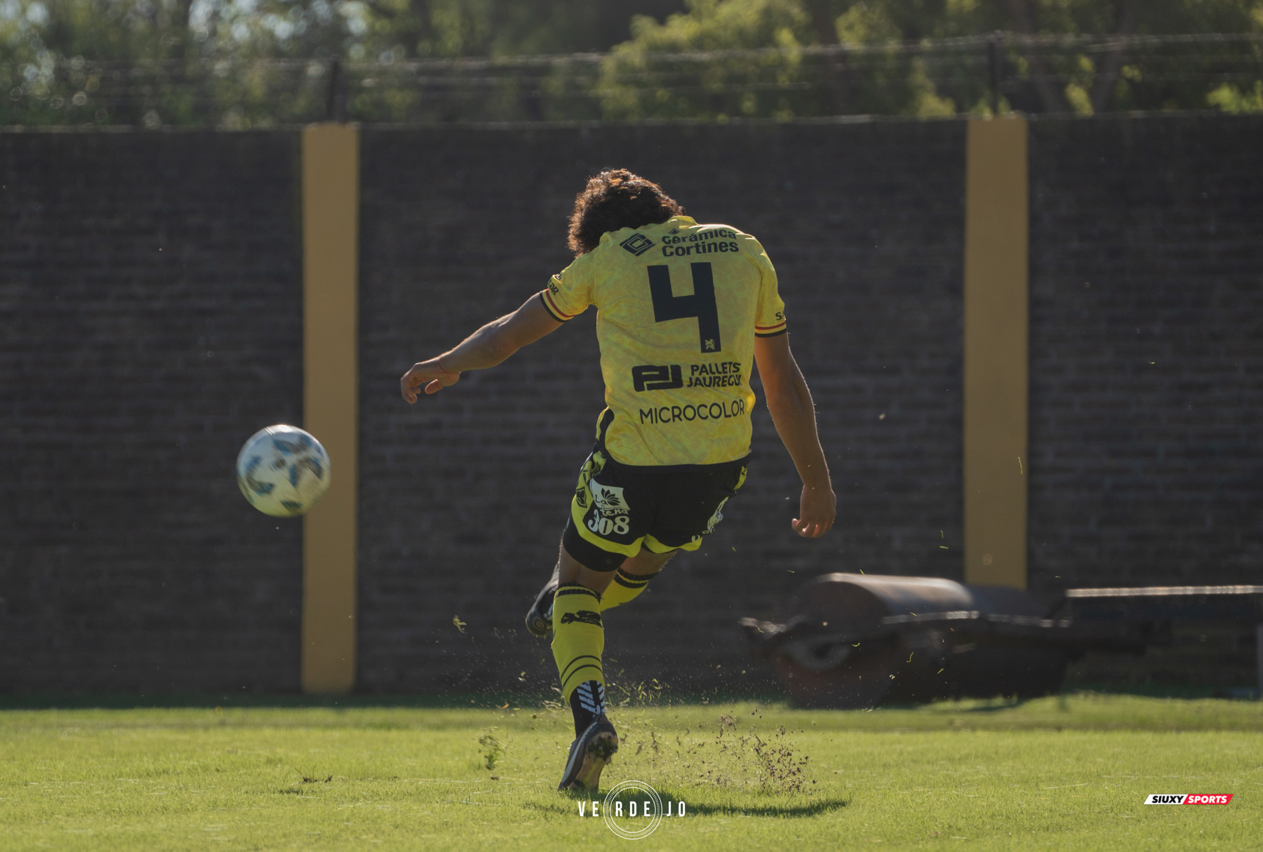  CSyD Flandria - C.A. Argentino de Quilmes - Soccer - AFA - 1B - 2024 - Flandria (0) vs (0) Argentino Quilmes (#AFA1B24FLAAQ04) Photo by: Ignacio Verdejo | Siuxy Sports 2024-04-28