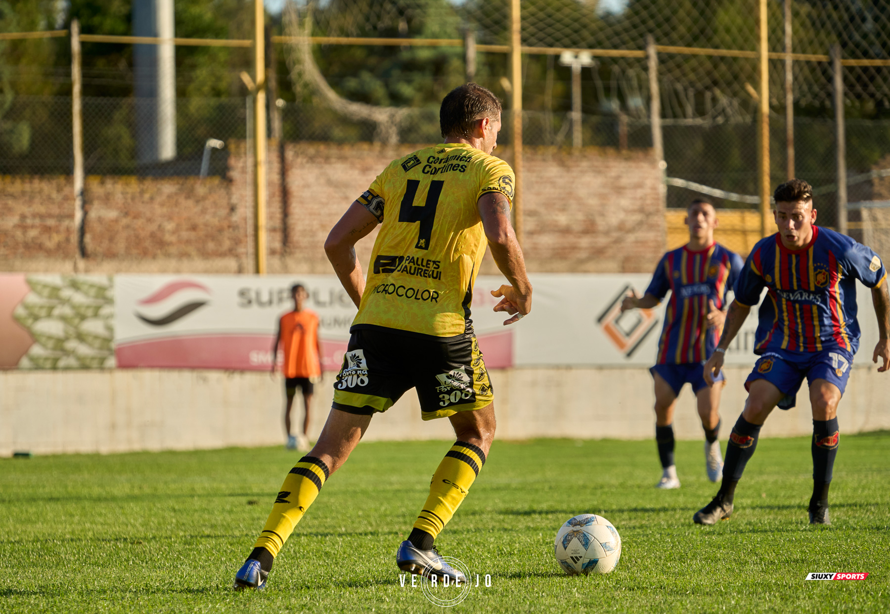  CSyD Flandria - Club Atlético Colegiales - Soccer - 2024 1raB Metropoliana - Flandria (0) vs (0) Colegiales (#20241BMFLACOL02) Photo by: Ignacio Verdejo | Siuxy Sports 2024-02-10