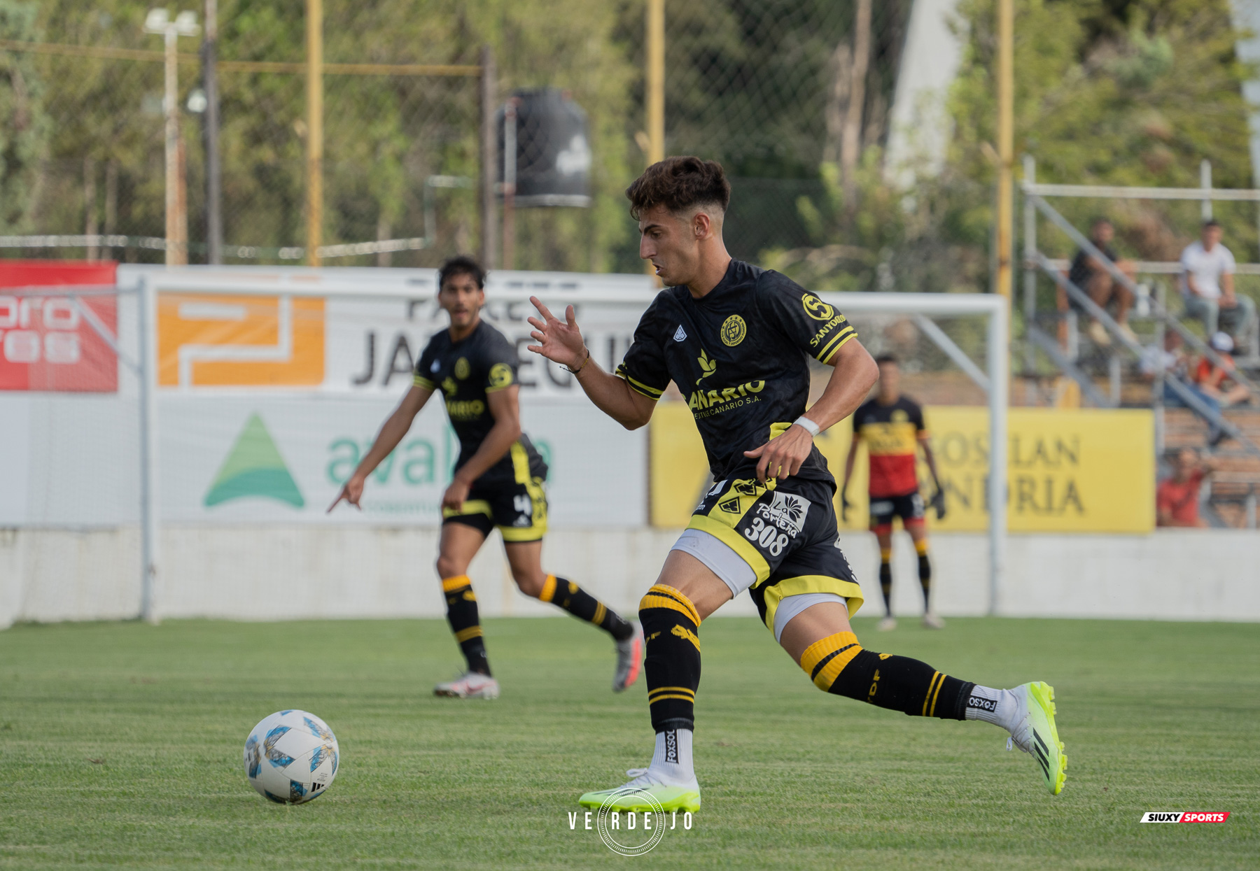  CSyD Flandria - Club Social y Deportivo Merlo - Soccer - AFA - 1B - Flandria (0) vs (2) Deportivo Merlo (#AFA241BFLADEM03) Photo by: Ignacio Verdejo | Siuxy Sports 2024-03-17