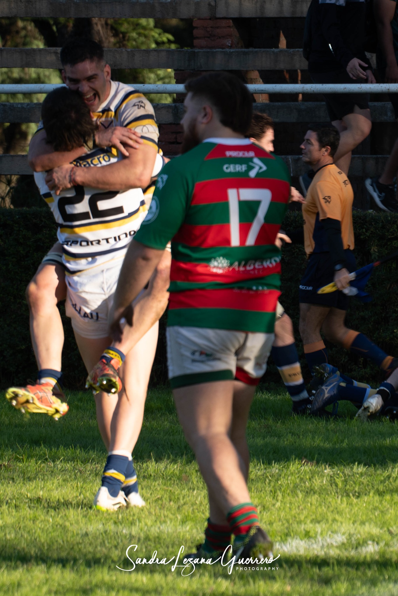  Tucumán Lawn Tennis Club - Huirapuca Social Club - Rugby - URT 2024 - Tucuman Lawn Tennis (42) vs (20) Huirapuca Social Club (#URT24TLTHUI05) Photo by: Sandra Lezana Guerrero | Siuxy Sports 2024-05-19