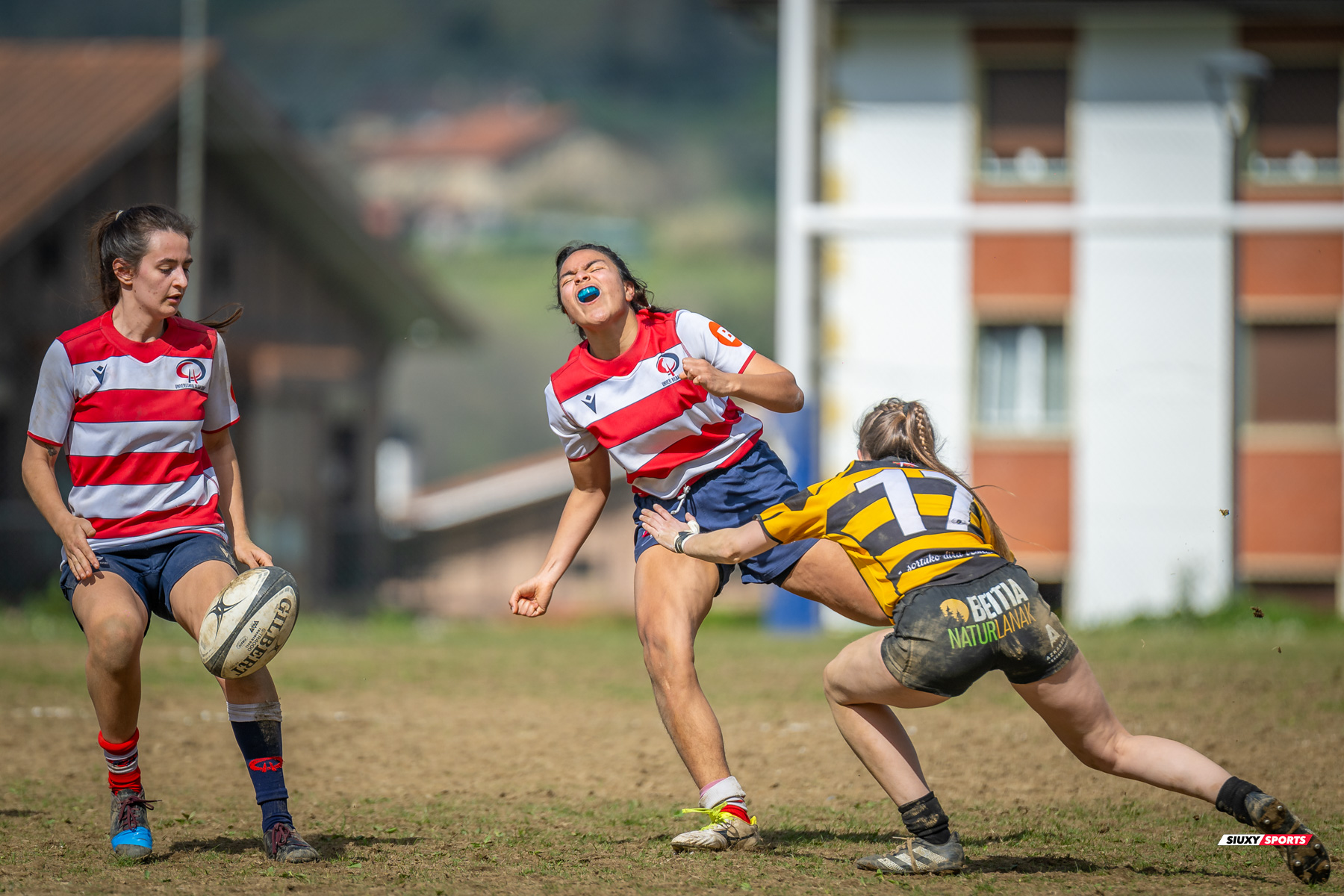  Elorrio Rugby Taldea - Universitario Bilbao Rugby - Rugby - FER 2024 - Sr Fem - Elorrio RT vs Universitario Bilbao Rugby - Neskak (#FER24ERTUBR03) Photo by: Fredy Monfoto | Siuxy Sports 2024-03-17