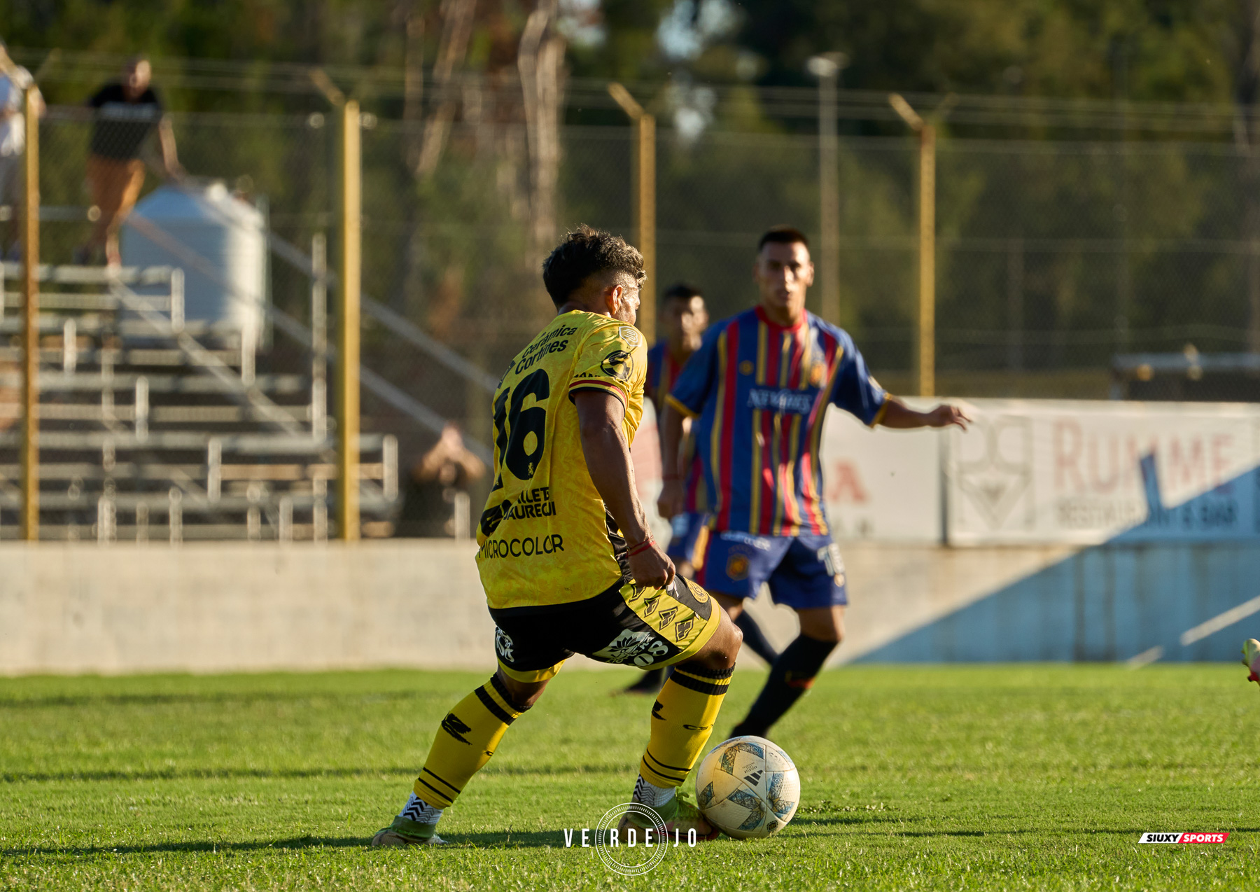  CSyD Flandria - Club Atlético Colegiales - Soccer - 2024 1raB Metropoliana - Flandria (0) vs (0) Colegiales (#20241BMFLACOL02) Photo by: Ignacio Verdejo | Siuxy Sports 2024-02-10