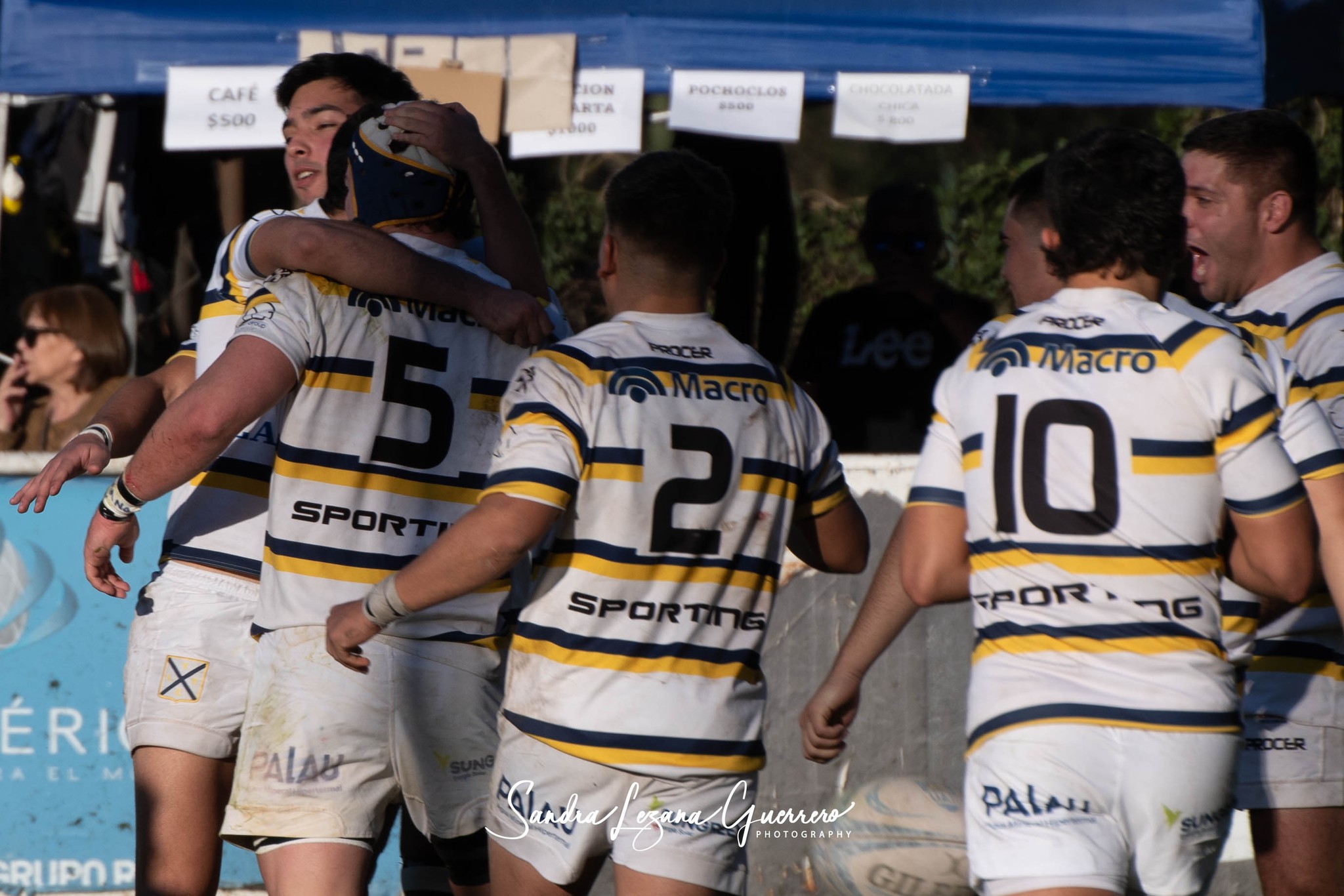  Tucumán Lawn Tennis Club - Huirapuca Social Club - Rugby - URT 2024 - Tucuman Lawn Tennis (42) vs (20) Huirapuca Social Club (#URT24TLTHUI05) Photo by: Sandra Lezana Guerrero | Siuxy Sports 2024-05-19