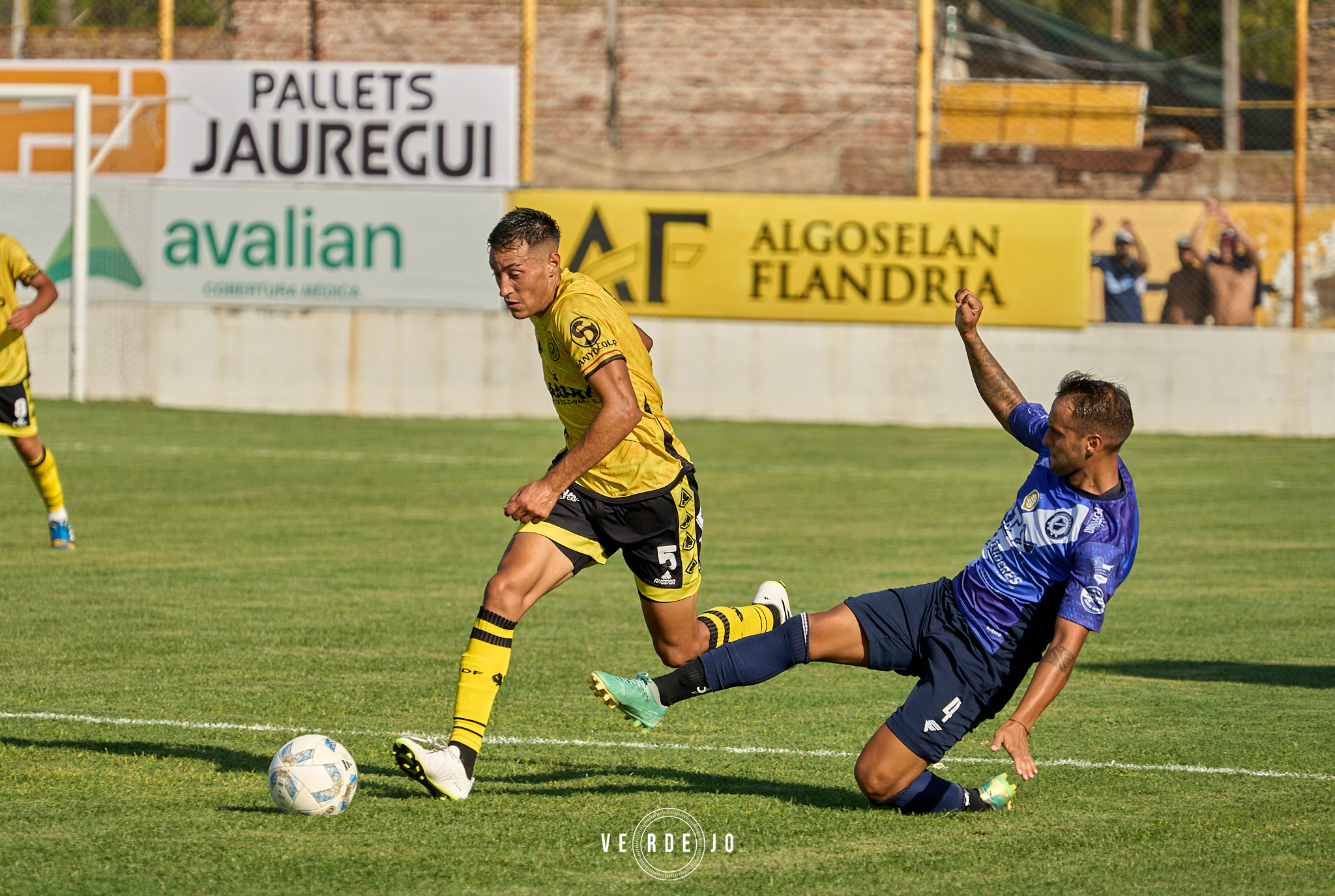  CSyD Flandria - CSD San Martin (Burzaco) - Soccer - 2024 1RAB METROPOLIANA - FLANDRIA (1) VS San Martin de Burzaco (0)  (#20241BMFLASMB02) Photo by: Ignacio Verdejo | Siuxy Sports 2024-02-20