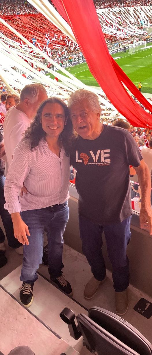 Ubaldo Matildo FILLOL - Juan Pablo SORIN -  Club Atlético River Plate -  - Social - Ubaldo Matildo Fillol y Juampi Sorin en la cancha contra Boca, el 25 de febrero de 2024 () Photo by:  | Siuxy Sports 2024-02-25