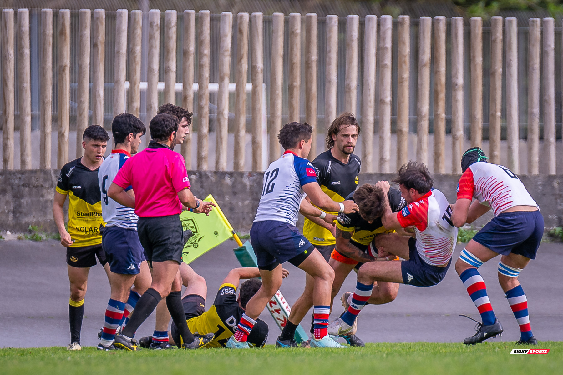 Jon AZKORRA MAIR - Noah COOPER -  Getxo Artea Rugby Taldea - Club de Rugby Liceo Francés - Rugby - FER 2024 - DHB - Getxo RT (38) vs (22) Liceo Frances (#FER24DGETLFR04) Photo by: Fredy Monfoto | Siuxy Sports 2024-04-06