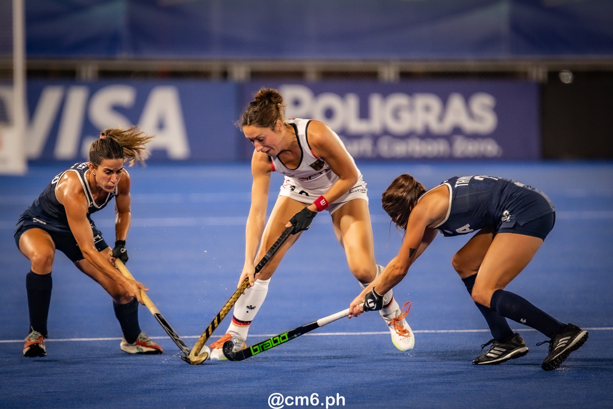 Agostina ALONSO -  Selección femenina de hockey sobre césped de Argentina - Germany women's national field hockey team - Field hockey - FIH Pro League Fem 2023-2024 - Argentina (3) vs (1) Germany (#FIHPF24ARGGER02) Photo by: Christian Mas | Siuxy Sports 2024-02-16